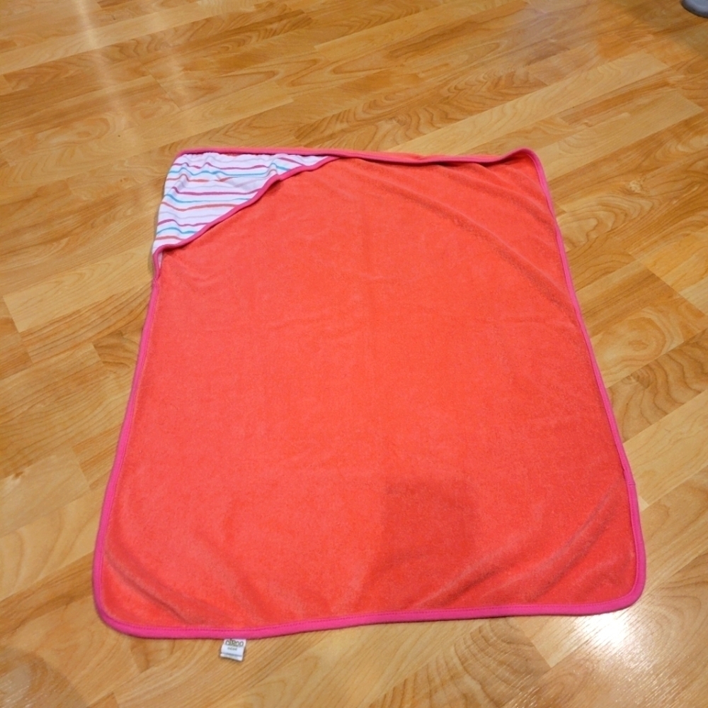 Circo Baby Hooded Towel 30x22